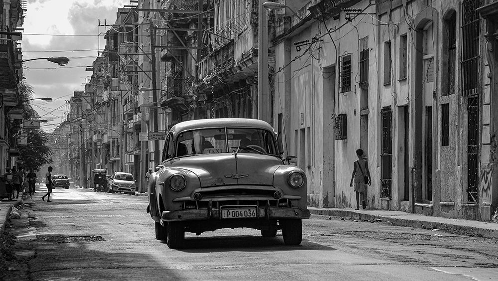 Havana in Black a White art print by Itzik Einhorn for $57.95 CAD