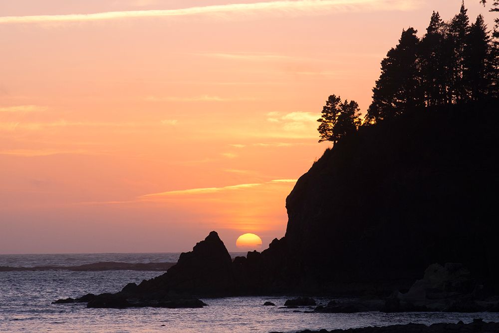 Oregon, Sunset Bay State Park. Sunset behind rocky point. art print by Emily M. Wilson for $57.95 CAD