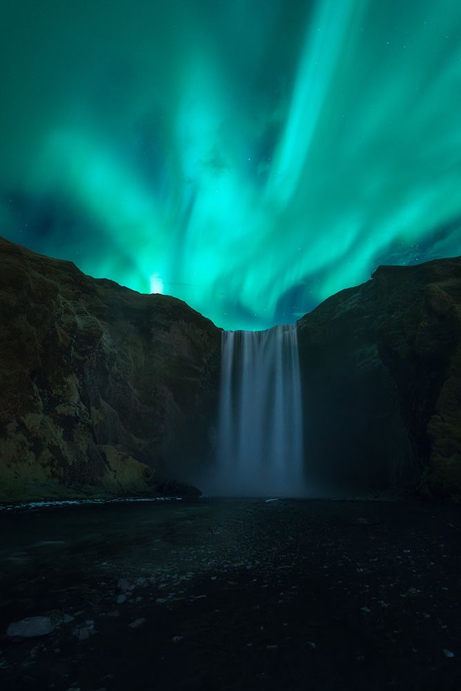 Skógafoss by Cesar Alvarez Osorio