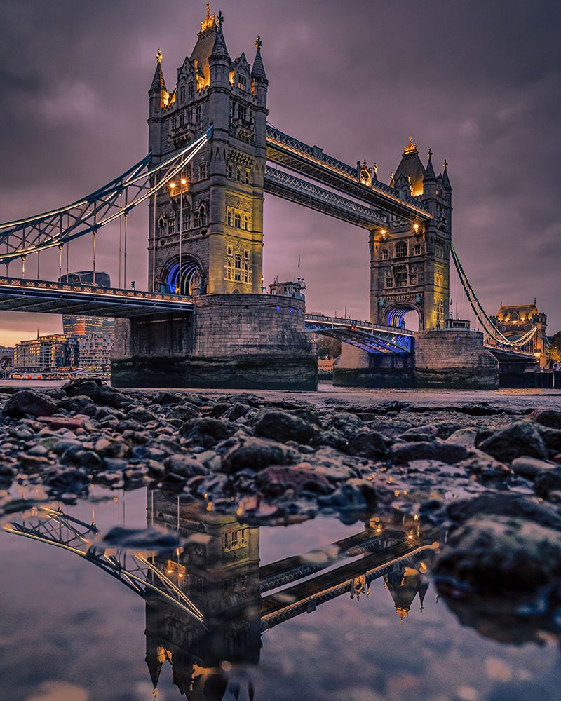 Iconic Symbol by Marian V. Munteanu