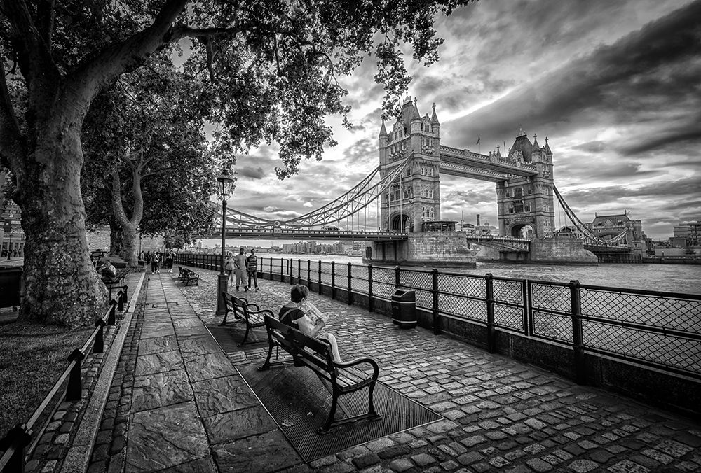Tower Bridge View by Ido Meirovich