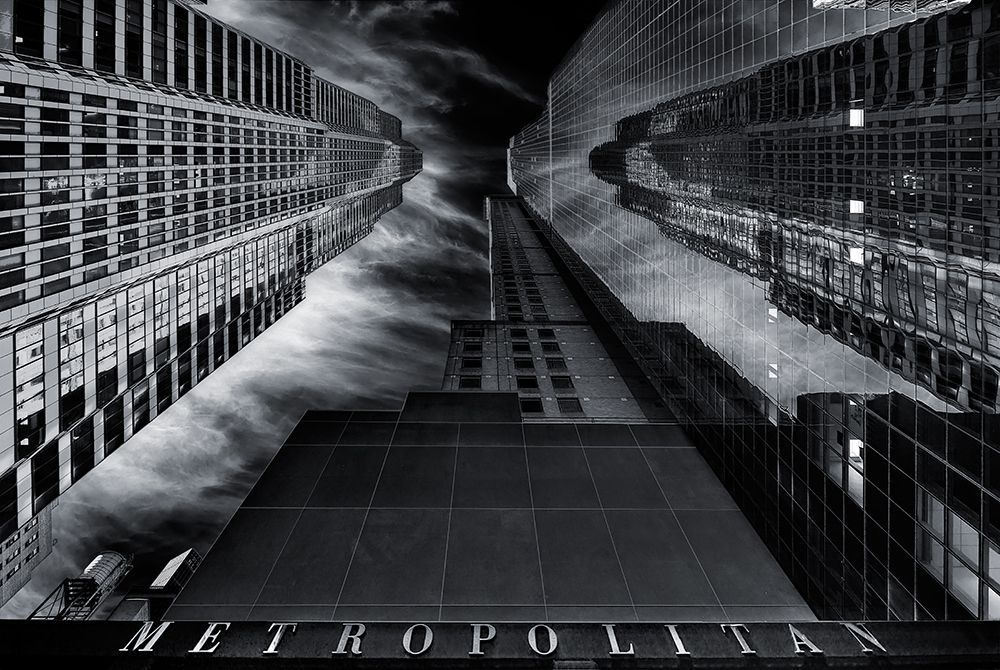 M E T R O P O L I T A N art print by Javier De La for $57.95 CAD
